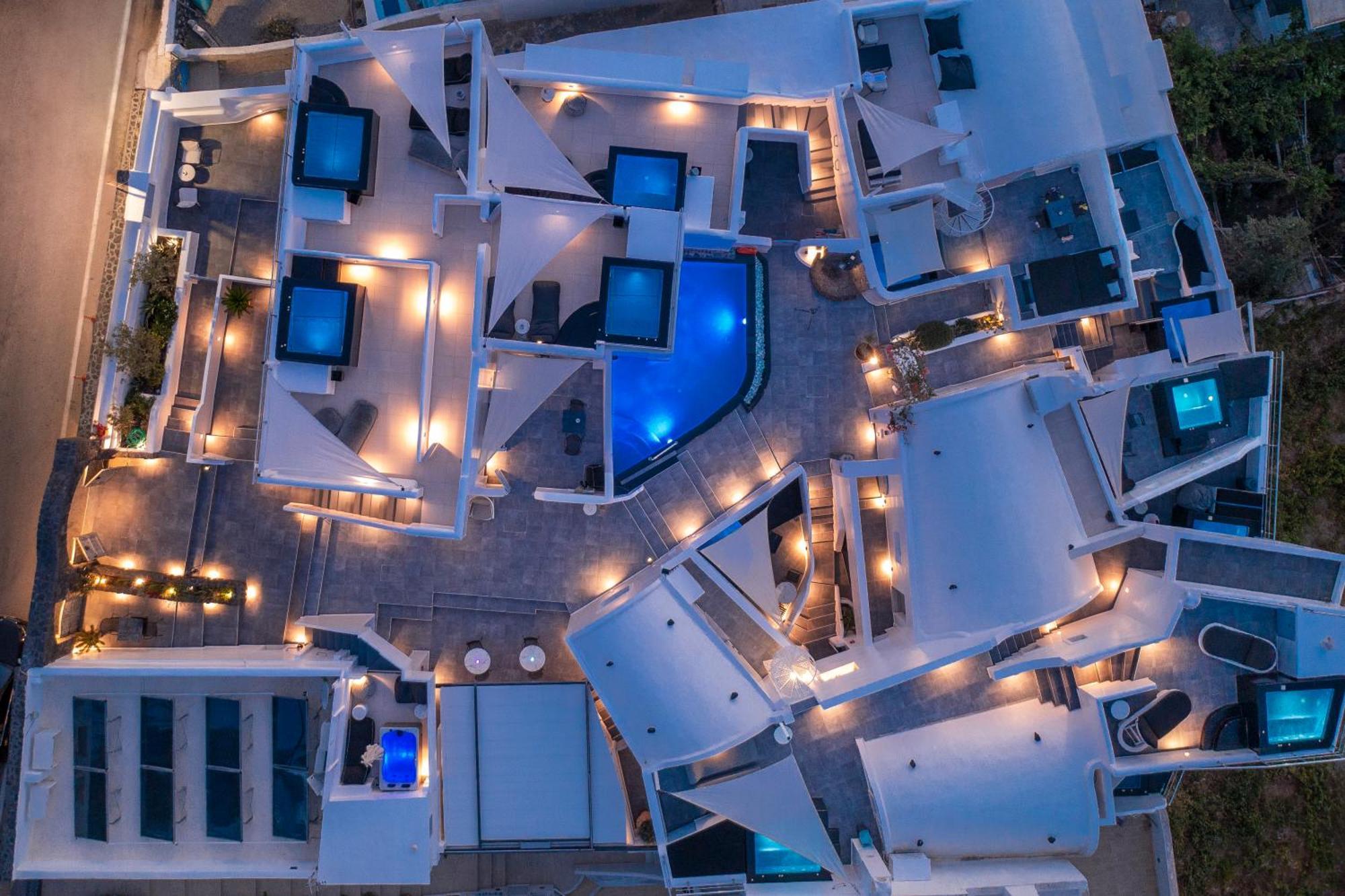 Sole D'Oro Luxury Suites เอีย ภายนอก รูปภาพ