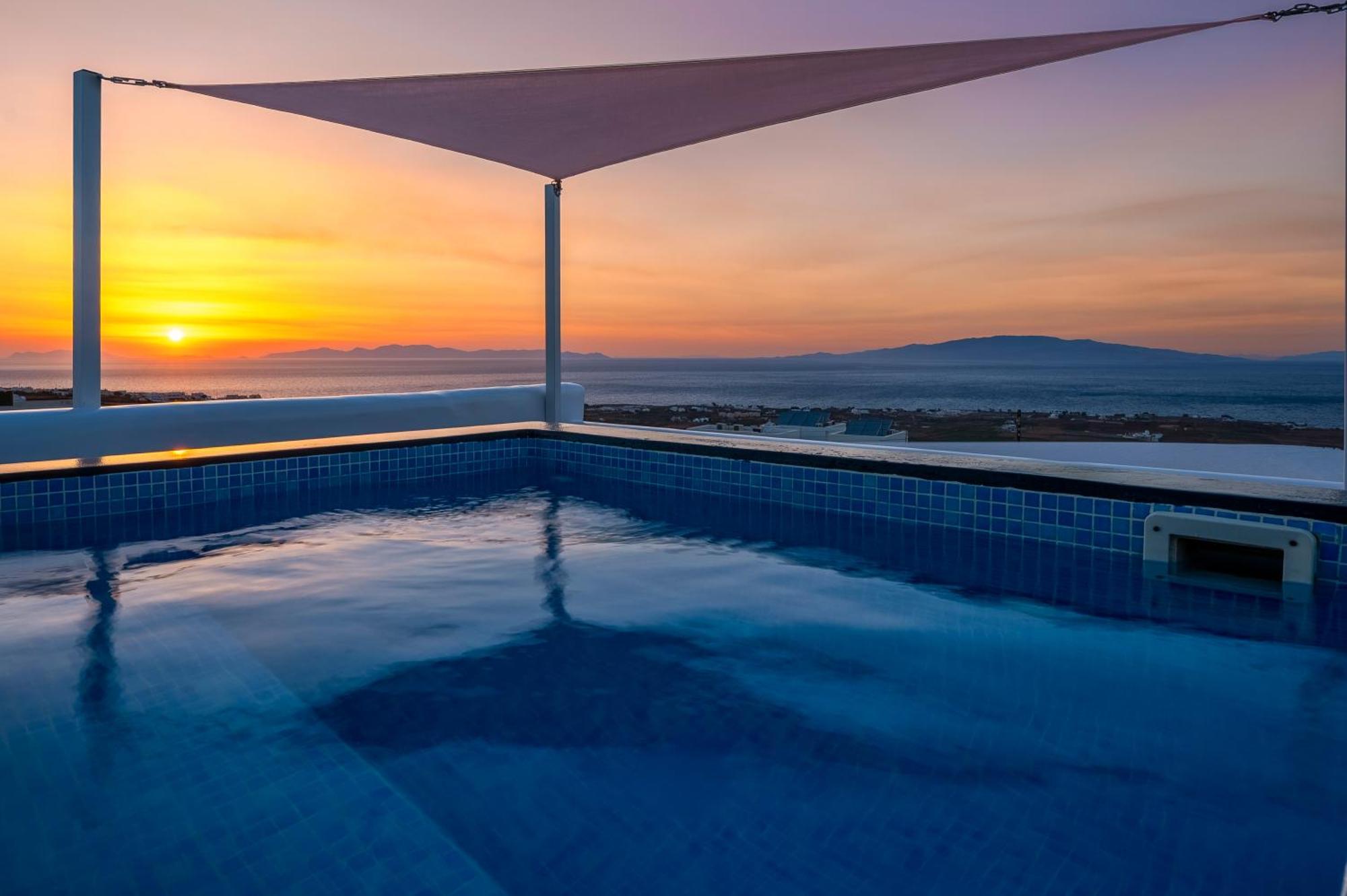 Sole D'Oro Luxury Suites เอีย ภายนอก รูปภาพ