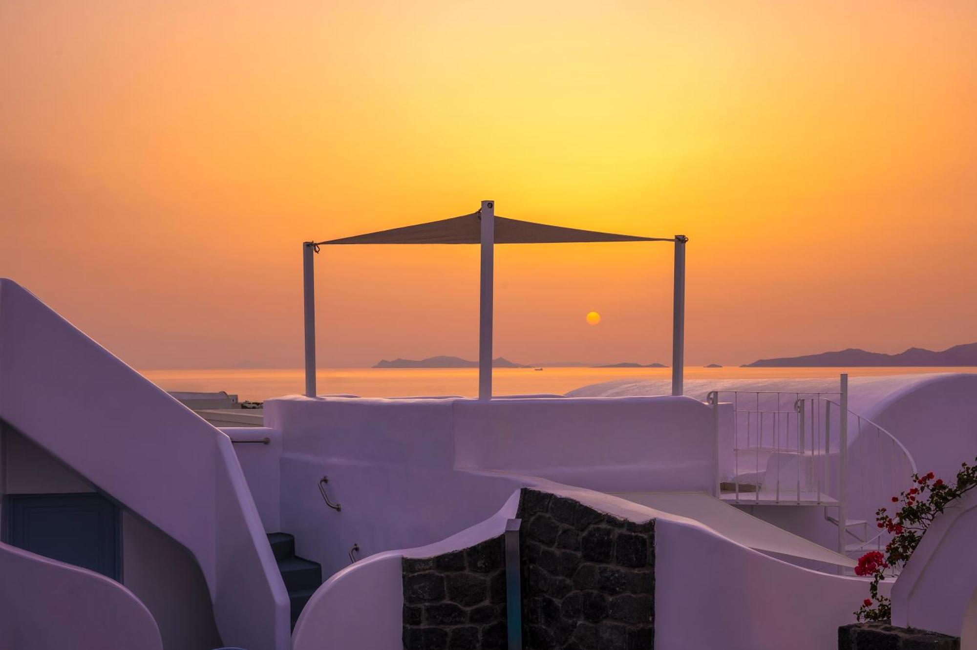 Sole D'Oro Luxury Suites เอีย ภายนอก รูปภาพ